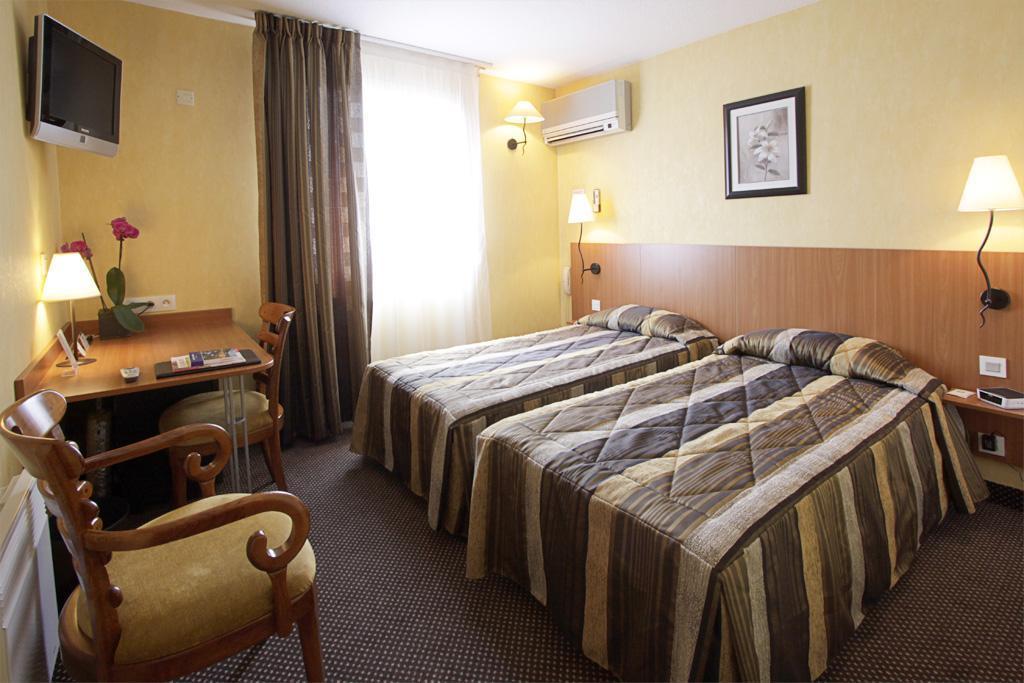 Hotel Innes By Happyculture Toulouse Room photo